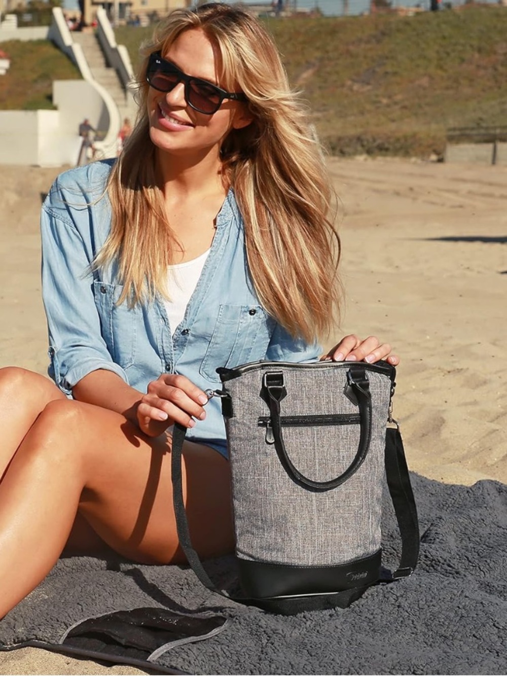 Insulated Gray Wine Tote Bag with Black Trim - Picture 4 of 5